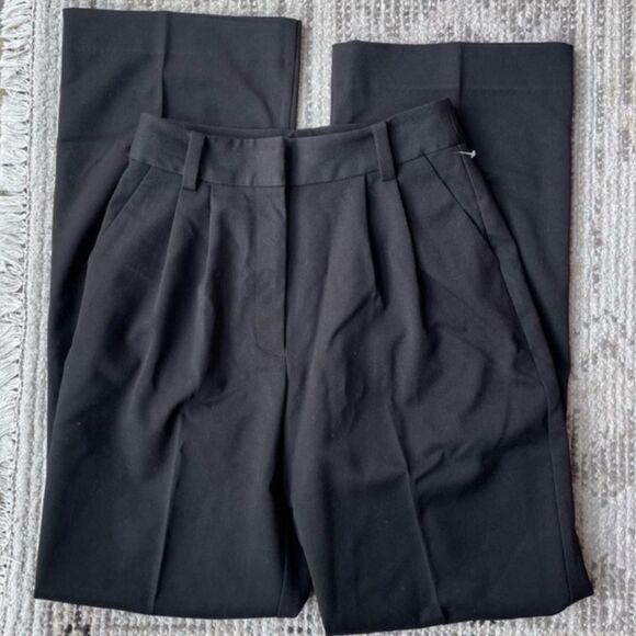 New Favorite Daughter Favorite Pants in Black - Picture 3 of 9